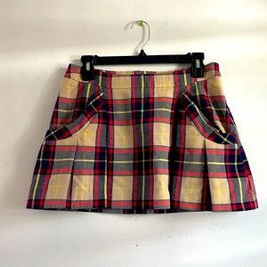 Vera Wang mini skirt